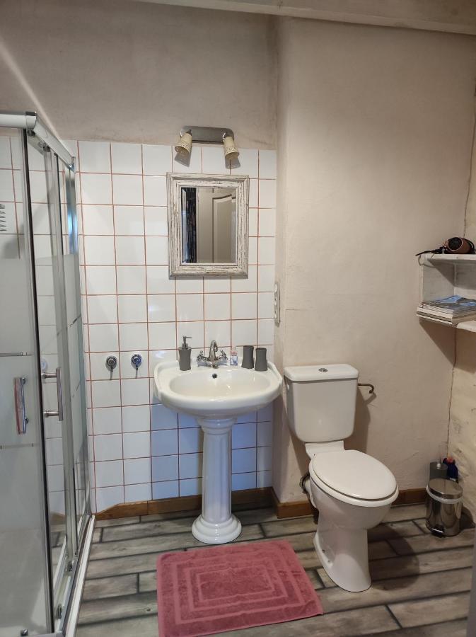 Les 5 Petits Lapins Bed & Breakfast Bar Luaran gambar